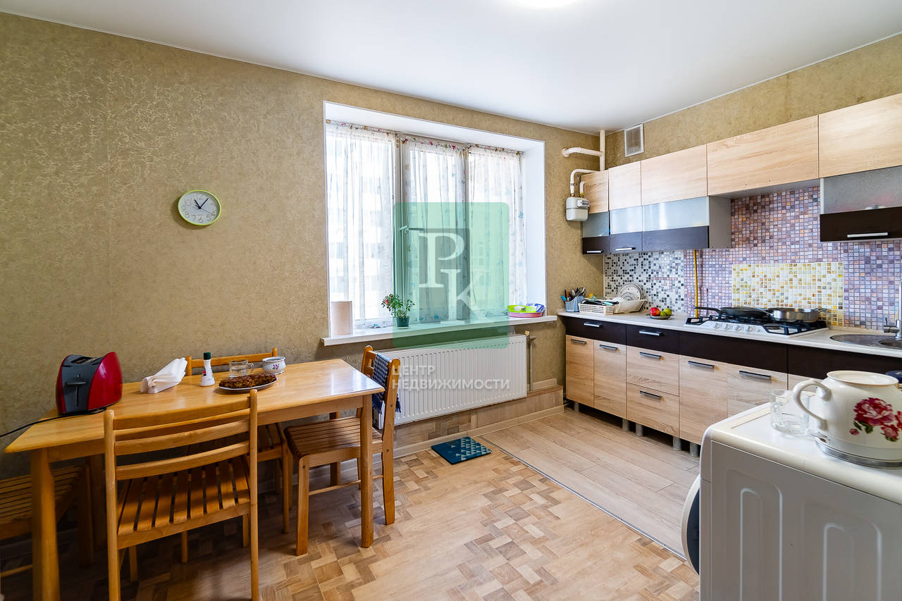 2-комн. квартира, 65.5 м²